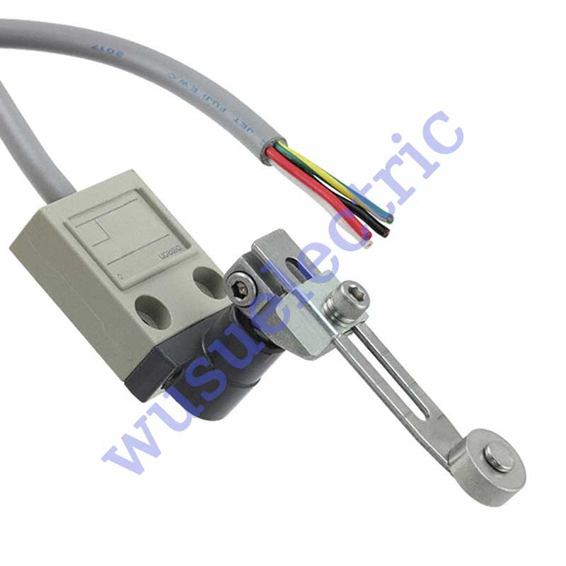 Omron D4C-1227-P Enclosed Switch