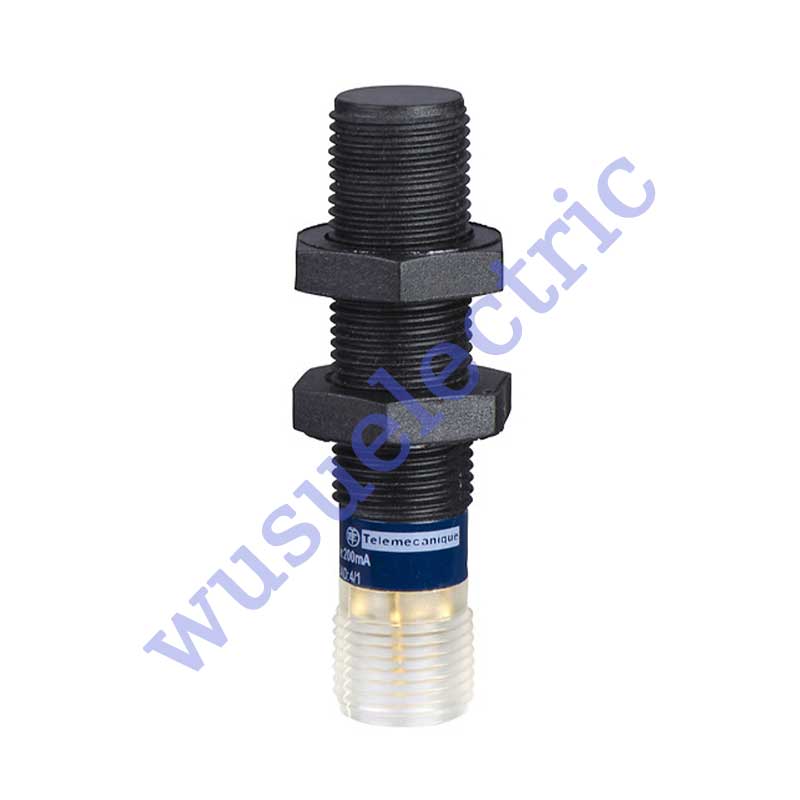 Telemecanique XS4P12KP340D Inductive proximity sensors