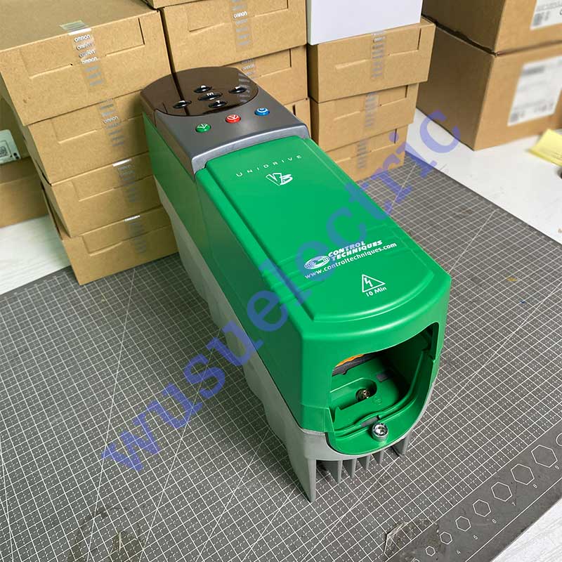 Control Techniques UNI1404