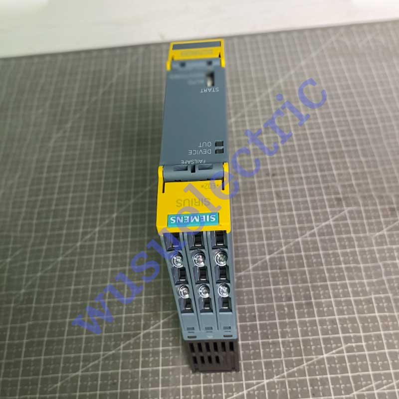 Siemens 3SK1111-1AW20 safety relay